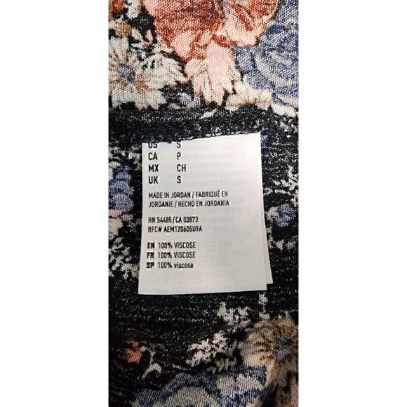 American Eagle Outfitters 3/4 Balloon Sleeve Keyhole Neck Floral S/P - Picture 8 of 8